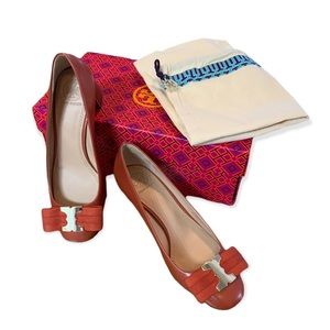 Tory Burch Gemini Link Pump Heels
